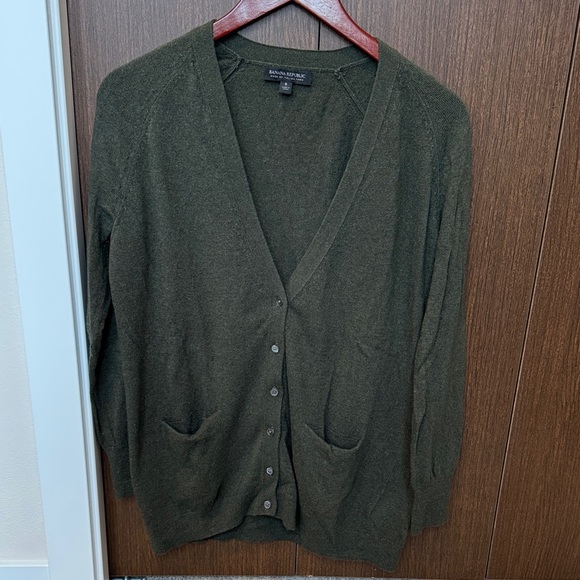 Banana Republic Sweaters - Banana Republic Olive Cardigan